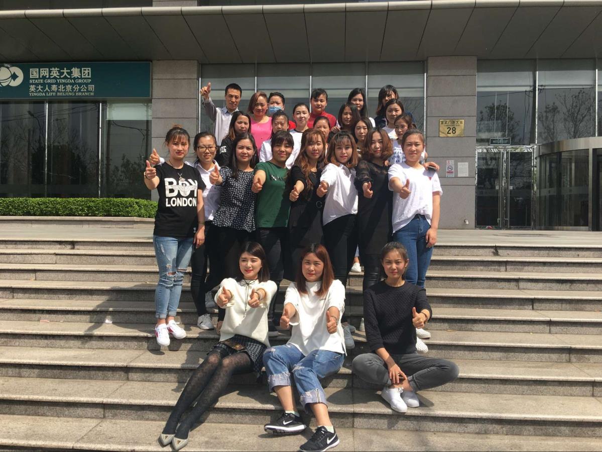北京沙宣美容学生毕业照